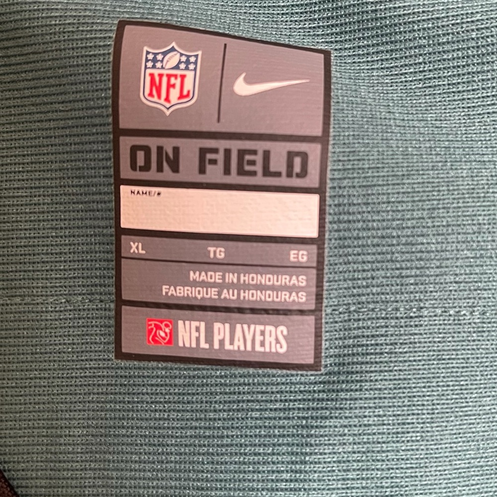 NFL Eagles Woman Jersey Size XL - Picture 5 of 6